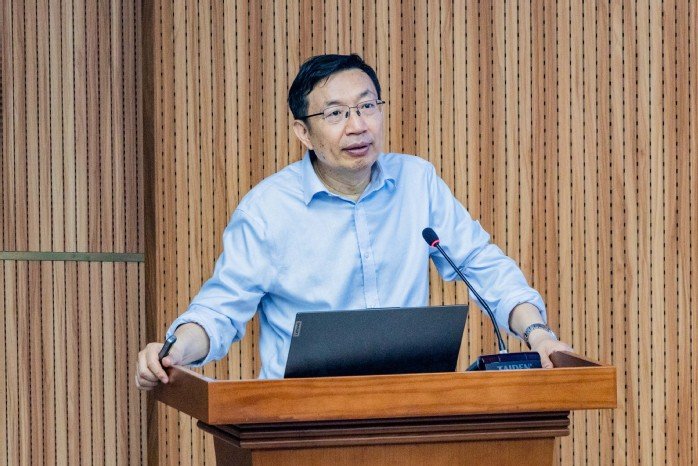 广东工业大学鲁圣国教授应邀做客威斯尼